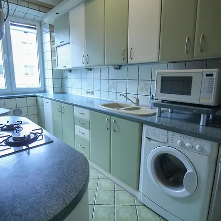 Apartment In The Centre Surrounded By Green Krakow